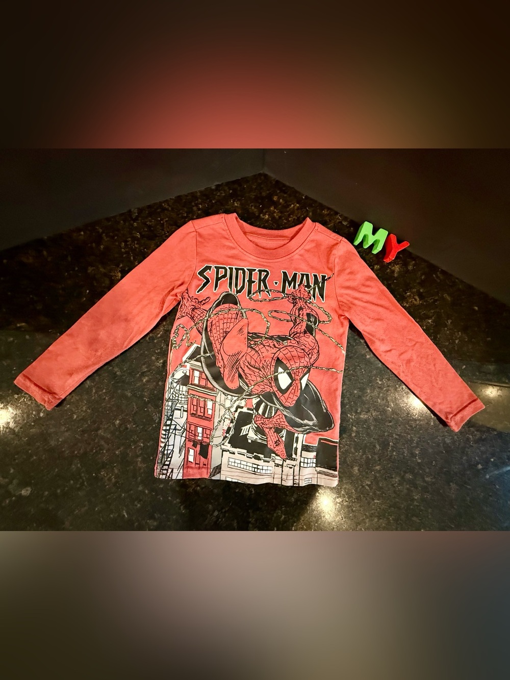 Marvel Spider-Man Red Long Sleeve Graphic Tee kids size 4 Excellent